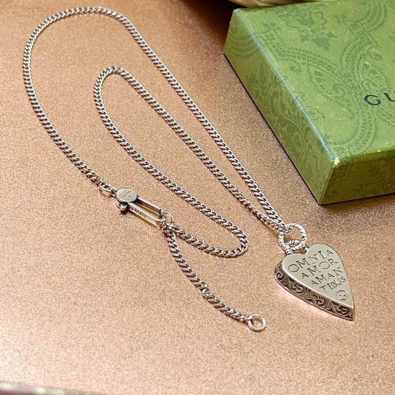 Gucci Necklace 05yxs03